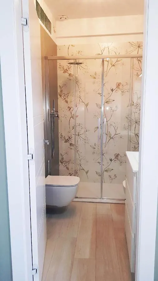 Attico Vista Mare Apartment Tirrenia 0*,  Italy