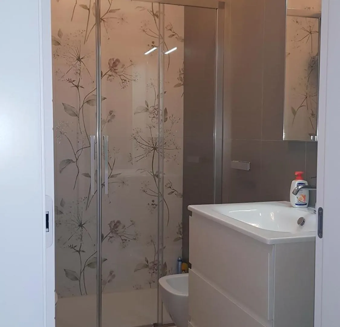 Attico Vista Mare Apartment Tirrenia